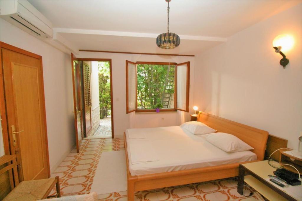 Apartments Lonzor I Selce Exterior foto